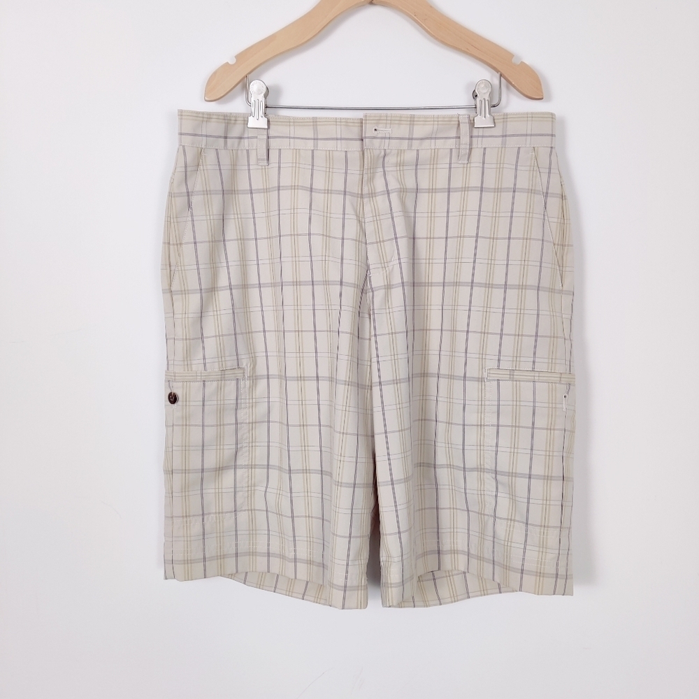Adidas Men's Athletic Shorts in Cream Size 34 Plaid